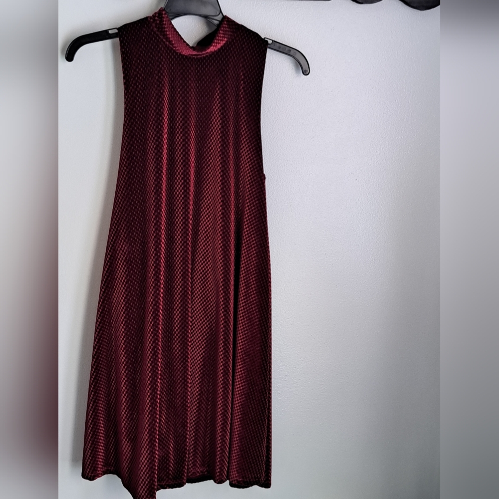 Everly Maroon Velvet Mock Neck Textured Check Swing A line Mini Dress Size Small